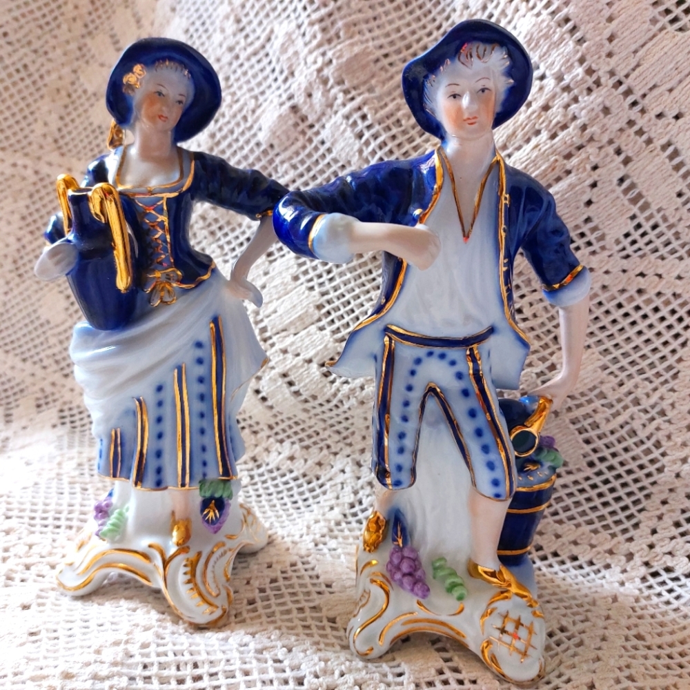 Porcelain Figures Statuesque Collectibles